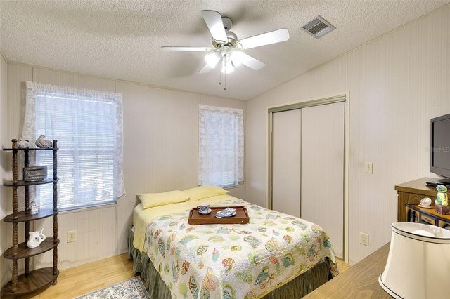 2062 CHAMPION STREET, Sarasota, FL 34231