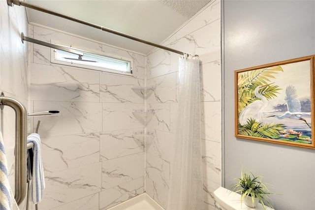 2062 CHAMPION STREET, Sarasota, FL 34231
