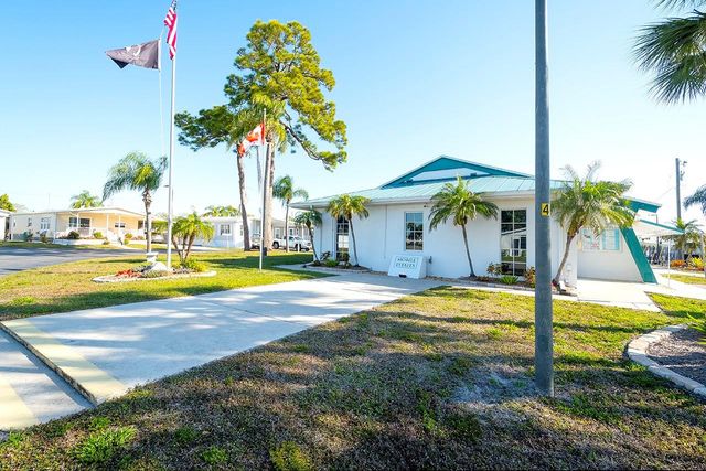 2062 CHAMPION STREET, Sarasota, FL 34231