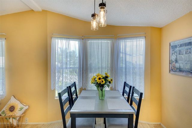 2062 CHAMPION STREET, Sarasota, FL 34231