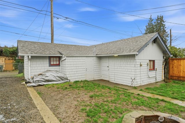 4124 S Park Avenue, Tacoma, WA 98418
