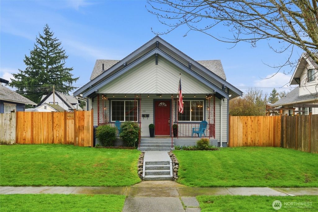 4124 S Park Avenue, Tacoma, WA 98418