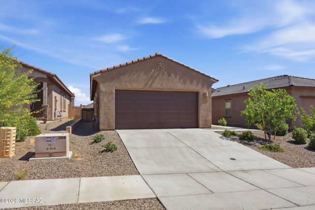 868 W Calle Las Varitas, Sahuarita, AZ 85629