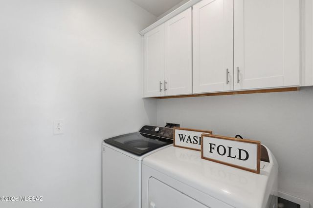 868 W Calle Las Varitas, Sahuarita, AZ 85629