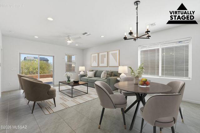 868 W Calle Las Varitas, Sahuarita, AZ 85629
