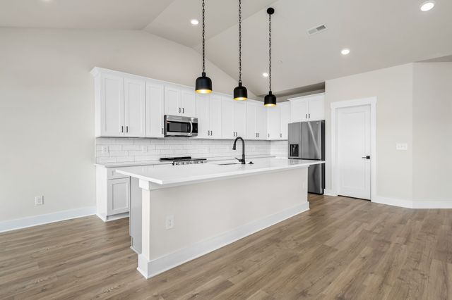 0 Stonehorn Dr, Bell Buckle, TN 37020