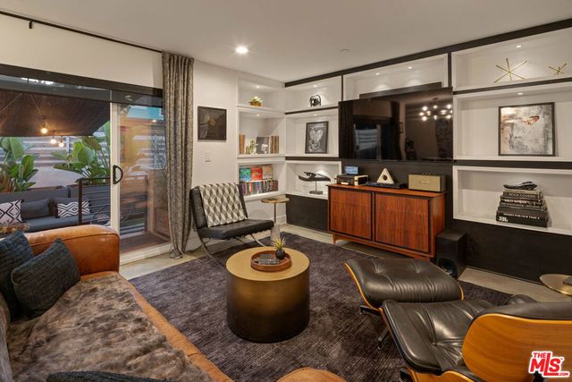 1400 N Vista Street Unit 1, Los Angeles, CA 90046