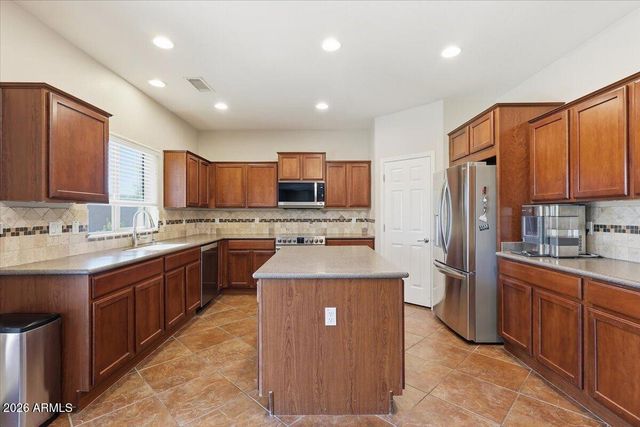 777 E VOLK Lane, San Tan Valley, AZ 85140