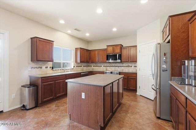 777 E VOLK Lane, San Tan Valley, AZ 85140