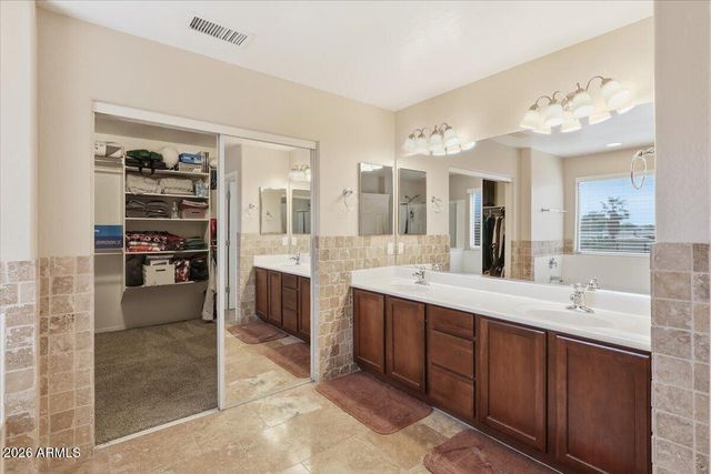 777 E VOLK Lane, San Tan Valley, AZ 85140