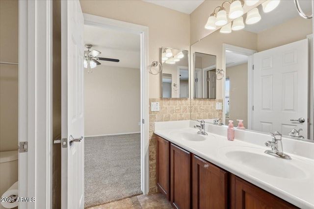 777 E VOLK Lane, San Tan Valley, AZ 85140