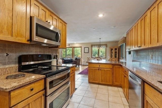 14 Massapoag Way, Dunstable, MA 01827