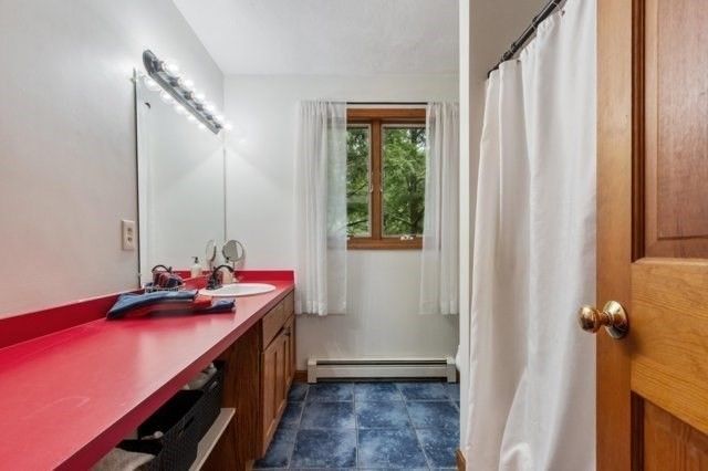 14 Massapoag Way, Dunstable, MA 01827