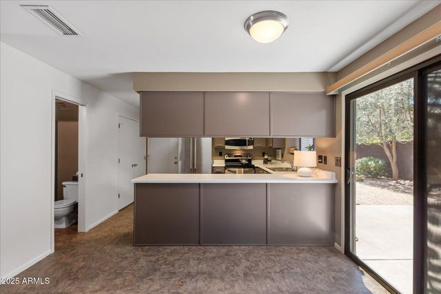 18416 N 46TH Place, Phoenix, AZ 85032