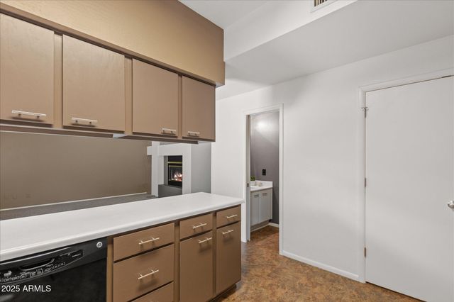 18416 N 46TH Place, Phoenix, AZ 85032