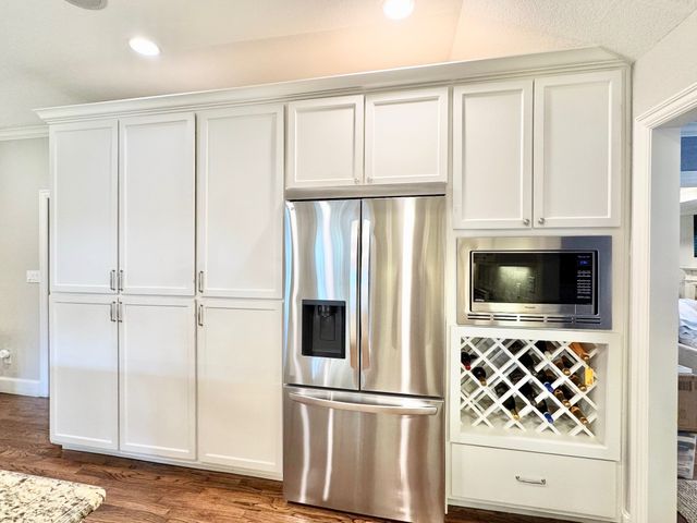 6343 Del Norte Lane, Dallas, TX 75225