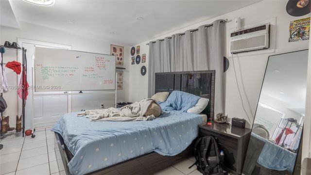19710 SW 114th Place, Miami, FL 33157