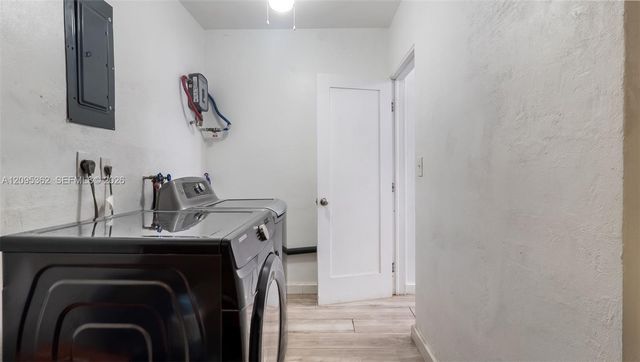 19710 SW 114th Place, Miami, FL 33157