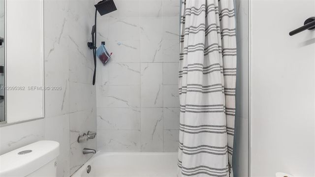 19710 SW 114th Place, Miami, FL 33157
