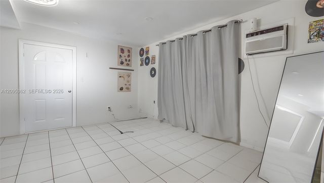 19710 SW 114th Place, Miami, FL 33157