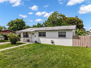 19710 SW 114th Place, Miami, FL 33157