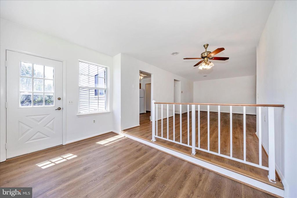 Image 11 of property listing at 5738 BOX ELDER CT, Frederick, MD 21703