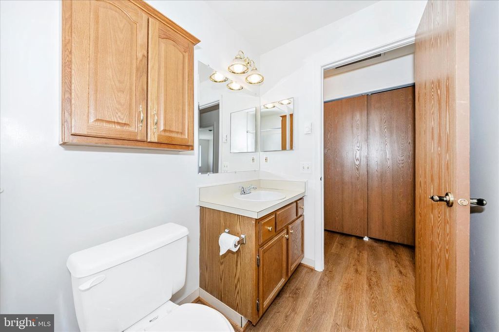 Image 18 of property listing at 5738 BOX ELDER CT, Frederick, MD 21703