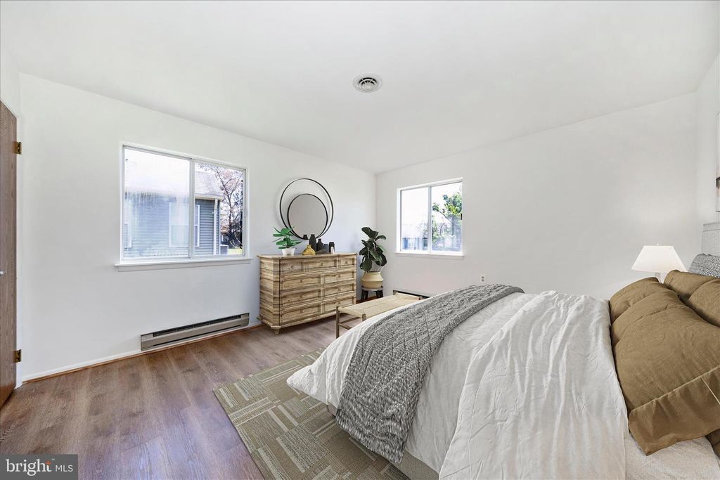 Image 20 of property listing at 5738 BOX ELDER CT, Frederick, MD 21703