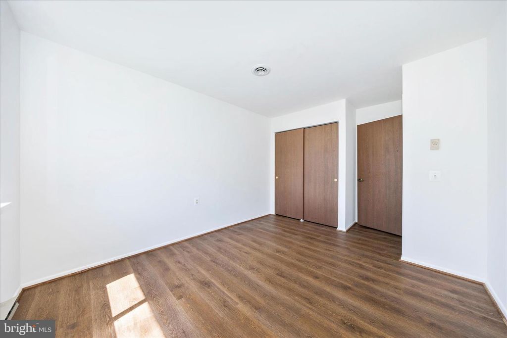 Image 25 of property listing at 5738 BOX ELDER CT, Frederick, MD 21703