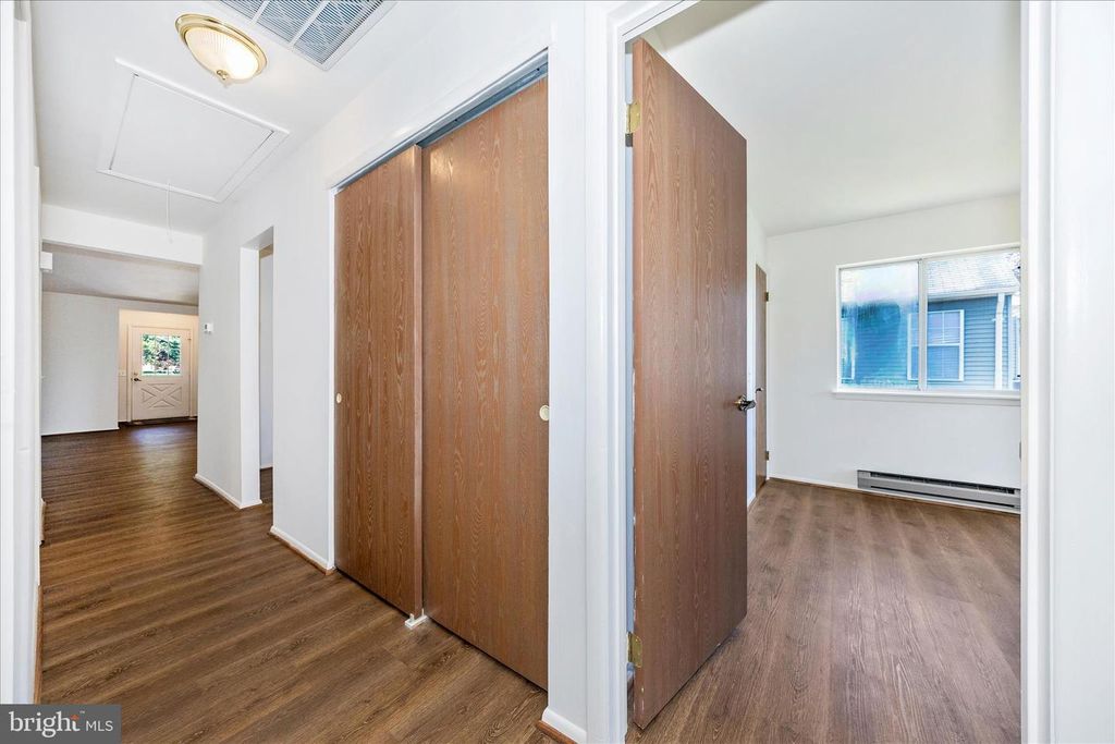 Image 27 of property listing at 5738 BOX ELDER CT, Frederick, MD 21703