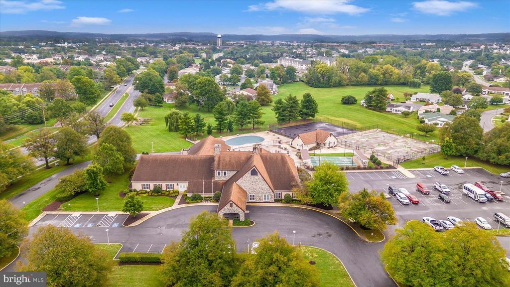 Image 42 of property listing at 5738 BOX ELDER CT, Frederick, MD 21703