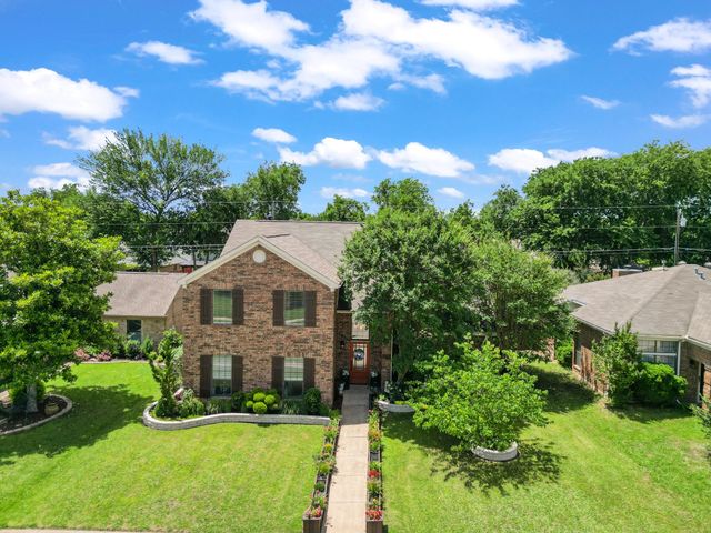 2203 Summit Drive, Mckinney, TX 75071