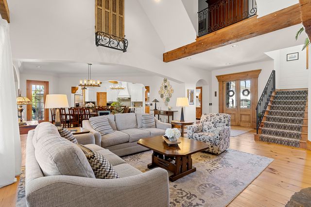 6221 S Bluff Ridge Road, Ozark, MO 65721