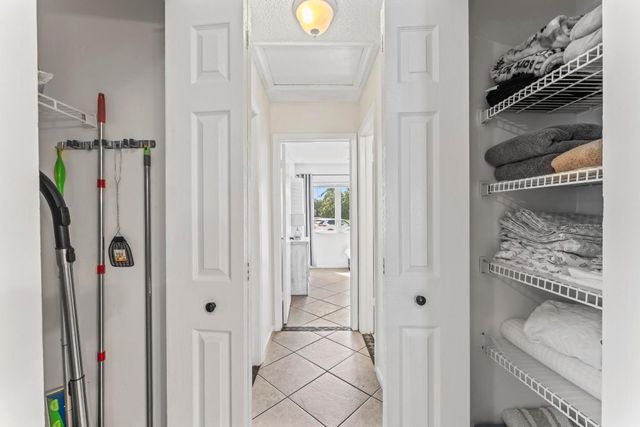 8745 Sol Terrace, West Palm Beach, FL 33403