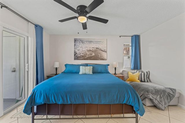 8745 Sol Terrace, West Palm Beach, FL 33403