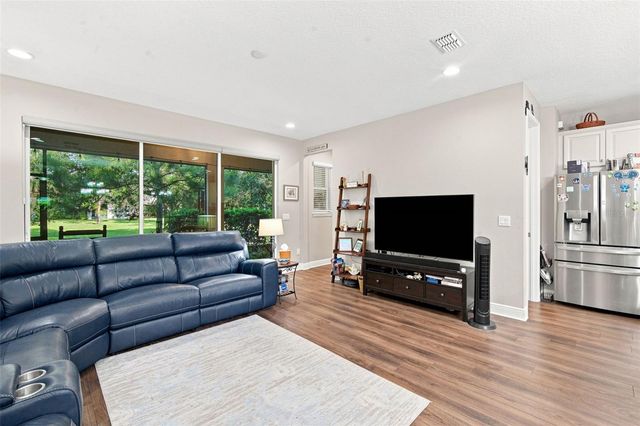 14215 PONDHAWK LANE, Tampa, FL 33625
