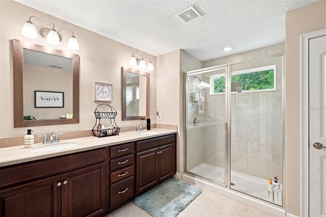 14215 PONDHAWK LANE, Tampa, FL 33625