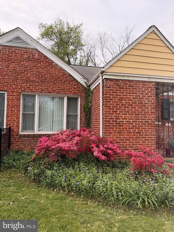 6632 23RD PL, Hyattsville, MD 20782