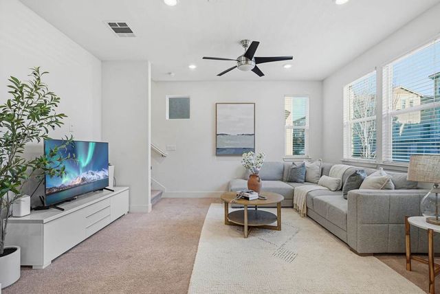 2933 2933 Stringham Way, Dublin, CA 94568