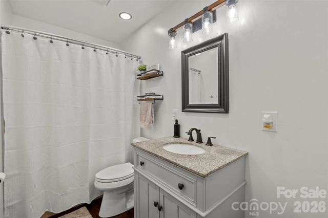 2269 Lee Roy Lane, Lenoir, NC 28645