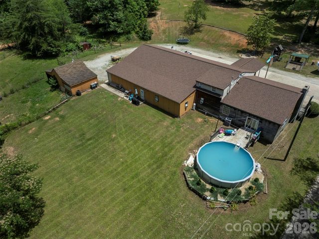 2269 Lee Roy Lane, Lenoir, NC 28645