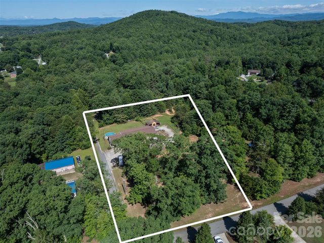2269 Lee Roy Lane, Lenoir, NC 28645