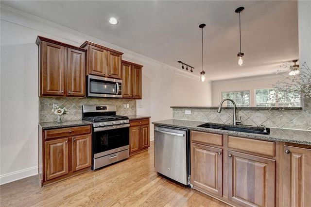 5276 Wellsley Bend, Johns Creek, GA 30005