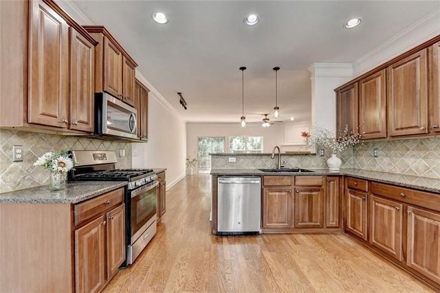 5276 Wellsley Bend, Johns Creek, GA 30005