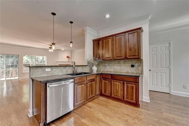 5276 Wellsley Bend, Johns Creek, GA 30005