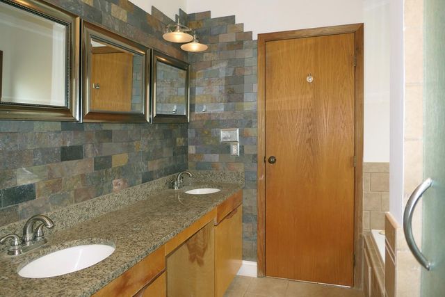 1249 Jordan Hills, Chapel Hill, NC 27517