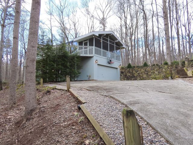 1249 Jordan Hills, Chapel Hill, NC 27517
