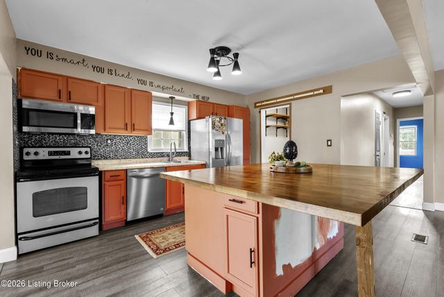 3500 Tyrone Dr, Louisville, KY 40218