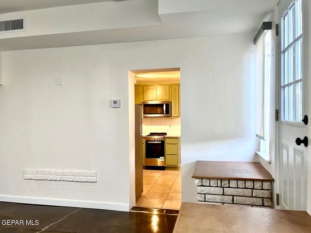 1203 MADELINE Drive B, El Paso, TX 79902