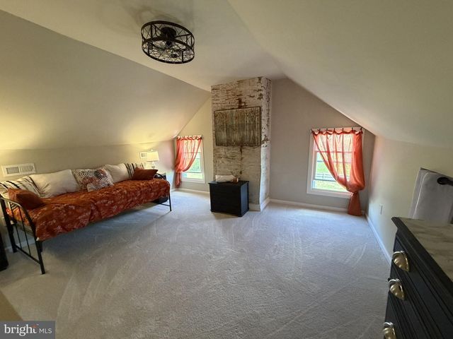 1677 BURLINGTON JACKSONVILLE RD, Bordentown, NJ 08505